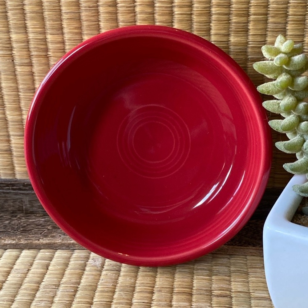 NWOT: Vintage FIESTAWARE BY HLG: Small Scarlet Red Bowl
